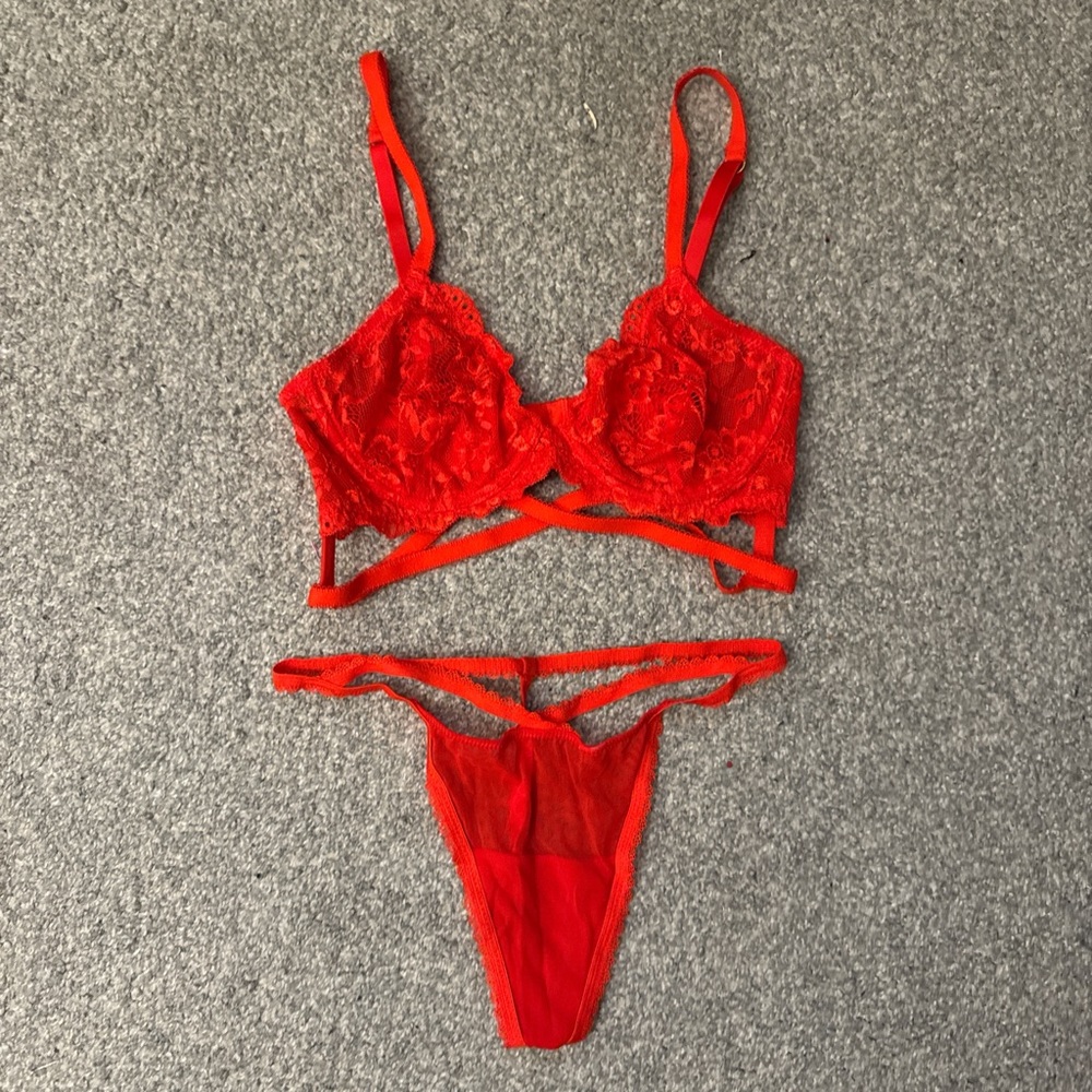 Vibrant Red Lace Bra Set